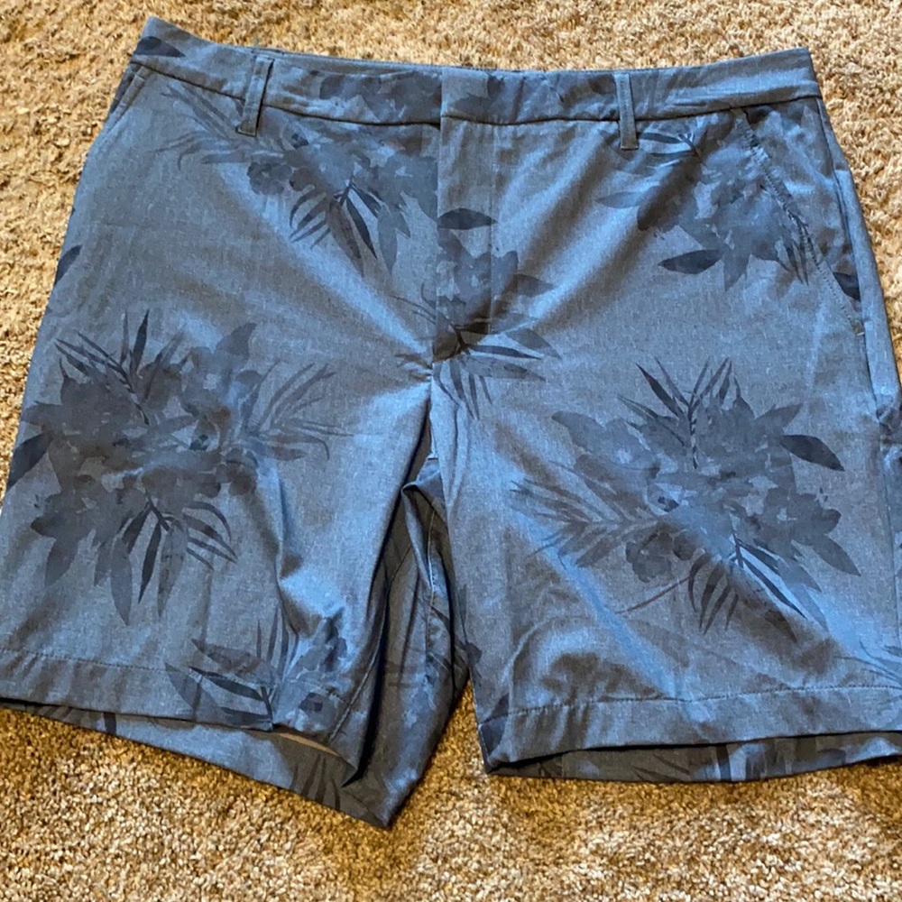 All in motion blue shorts size 36 men’s